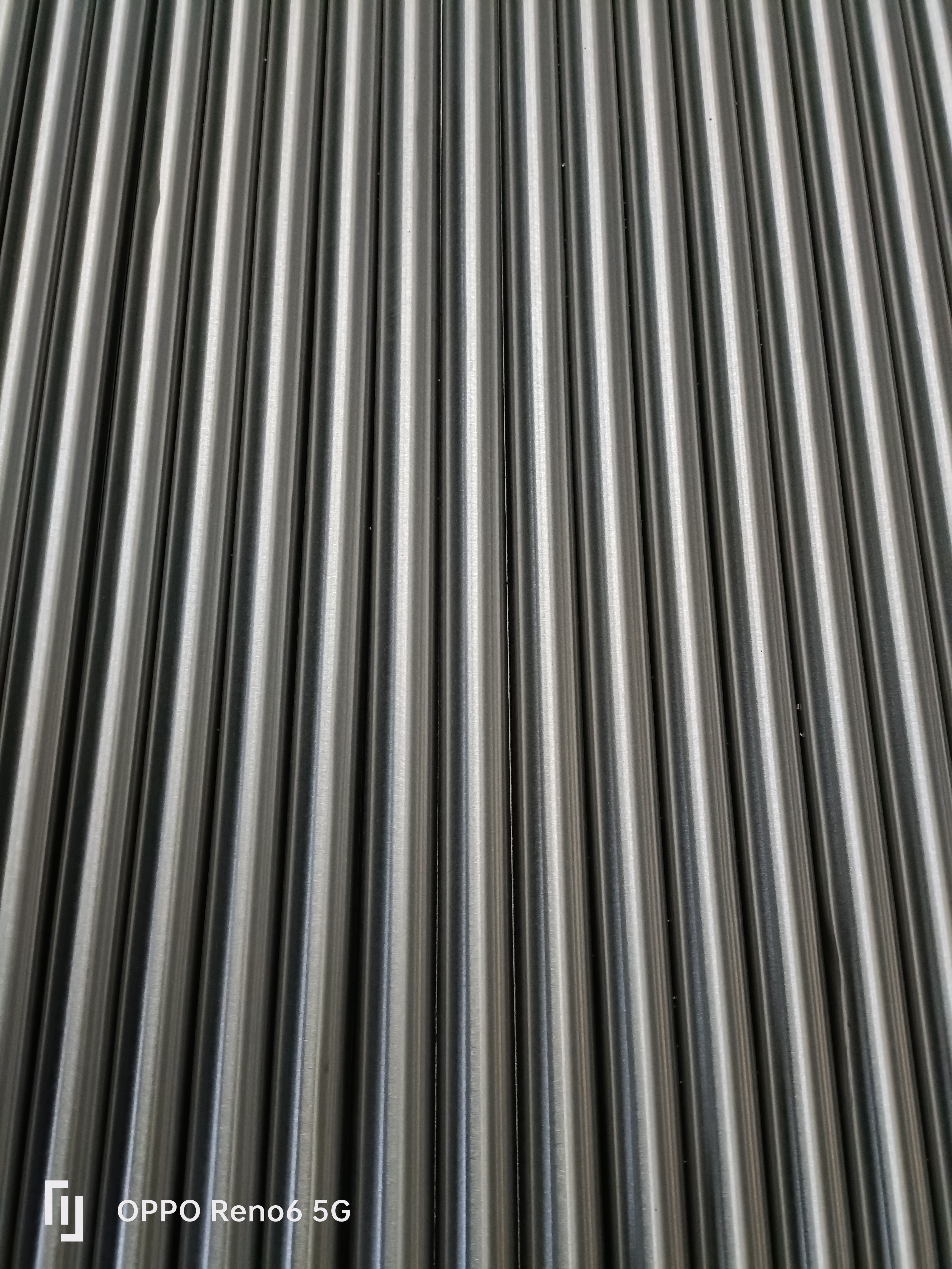 Deformable high-temperature alloy
