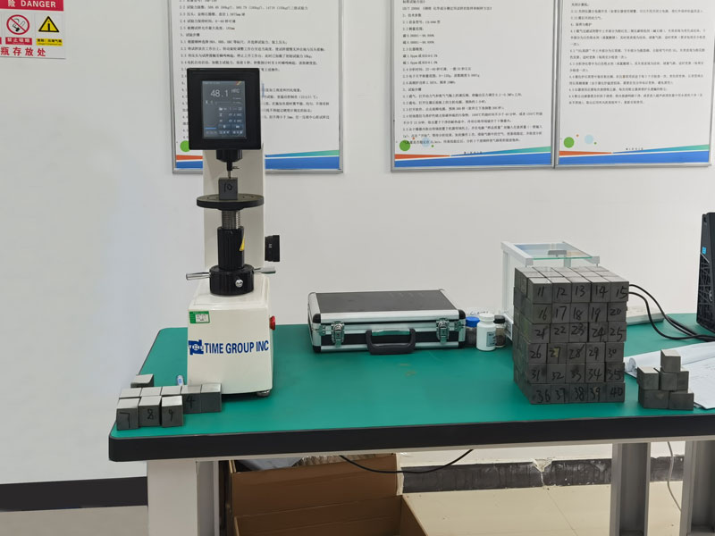 Rockwell hardness tester